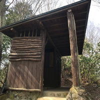 霧藻ヶ峰休憩所 雲取山の登山トイレ