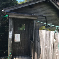 北横岳ヒュッテの登山トイレ