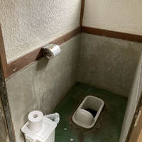 常念岳、蝶ヶ岳　三股登山口の登山トイレ