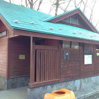 御岳山 長尾平展望台の登山トイレ