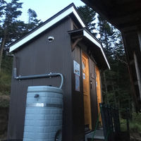 越百小屋の登山トイレ