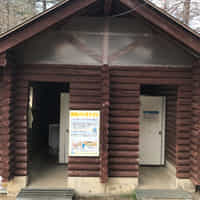 笠取小屋の登山トイレ